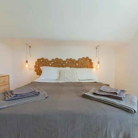 Villa Morea&Rooms in Procida-3